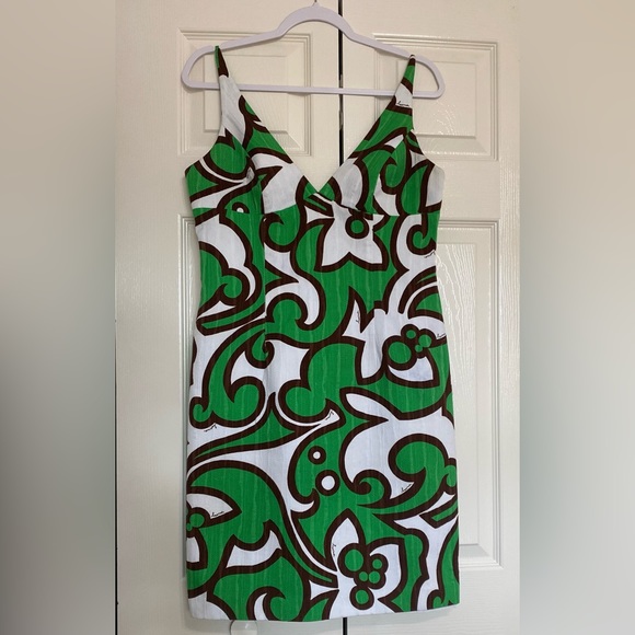 Milly of New York Dresses & Skirts - Very chic 💥🌹🔥🔥Milly of NY green geometric sheath dress